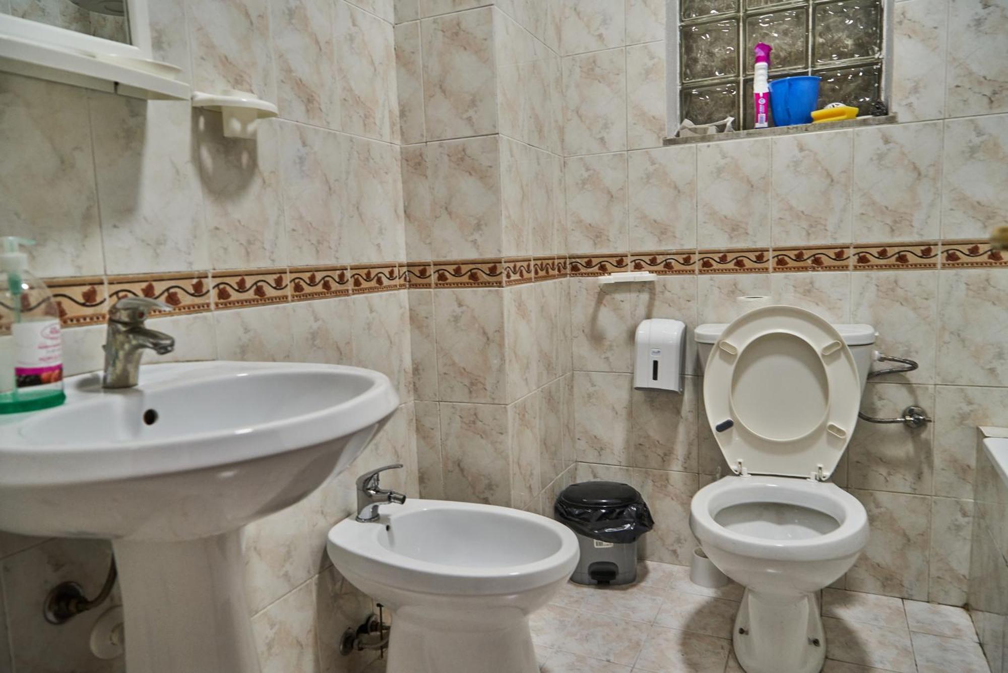 Kalpazo Home New Bazzar Tirana Buitenkant foto